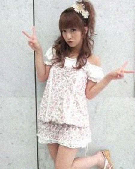 �yϣ�����ձ����ǣ������͸���������Ƭ