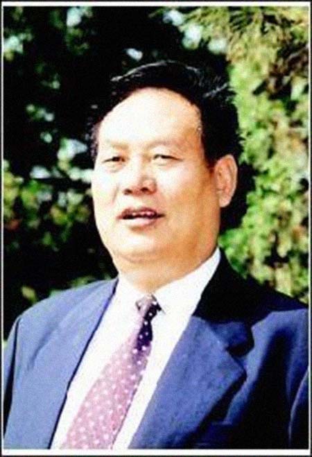 �Բ��������͸���������Ƭ