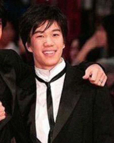 �����������͸���������Ƭ