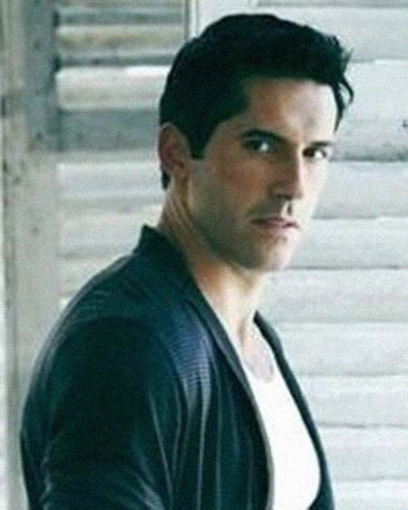 ˹���ء����ؽ�˹�����͸���������Ƭ